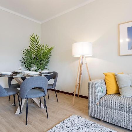 2Br Flat In Bonfim W/ Ac & Balcony By Lovelystay Порту Экстерьер фото