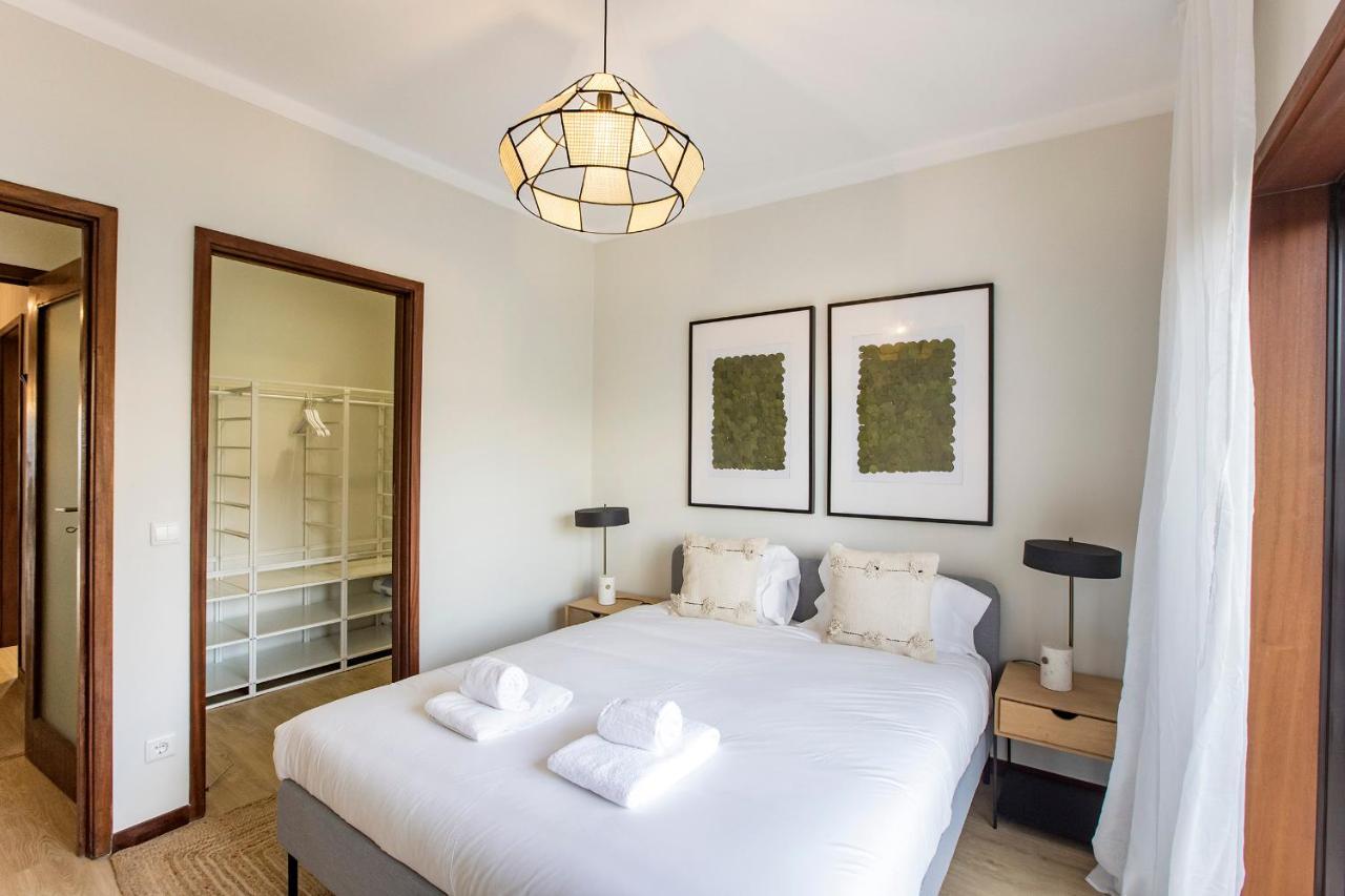 2Br Flat In Bonfim W/ Ac & Balcony By Lovelystay Порту Экстерьер фото